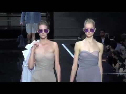 Emporio Armani Milan Woman SS 2019