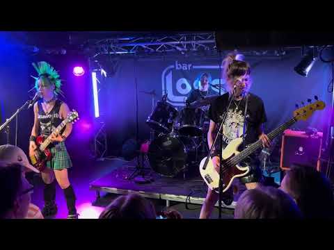 RUMKICKS - Mosquito Fighter (Bar Loose, Helsinki 18.07.25)