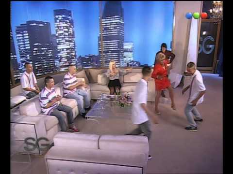Los Wachiturros Bailan Con La Tota - Susana Giménez