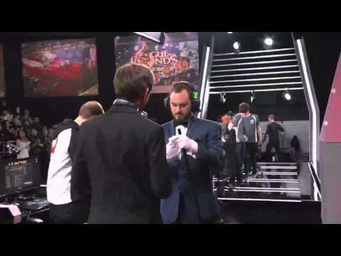 The best coach handshake. URFitational Zirene & Phreak