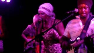 Mo'Kalamity a la java We've got the power 4 07 08