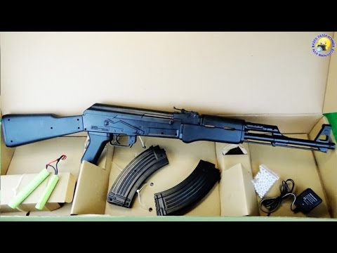 Автомат Калашникова на аккумуляторе стреляет шариками