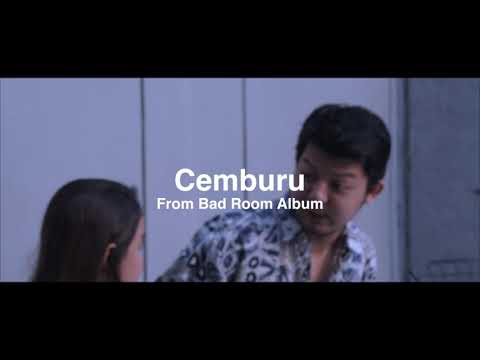 Giffarie Ownie - Cemburu (Official Music Video)