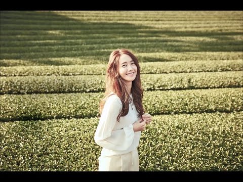 YoonA – Deoksugung Stonewall Walkway (Feat. 10cm)