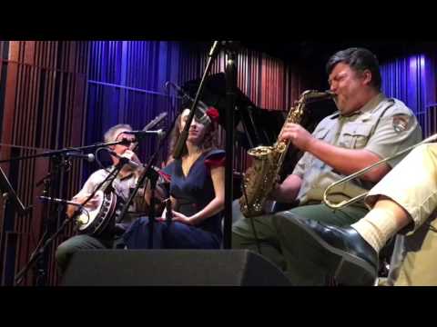 Chloe Feoranzo - Empty Bed Blues