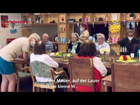 Auf der Mauer, auf der Lauer, sitzt ne kleine Wanze