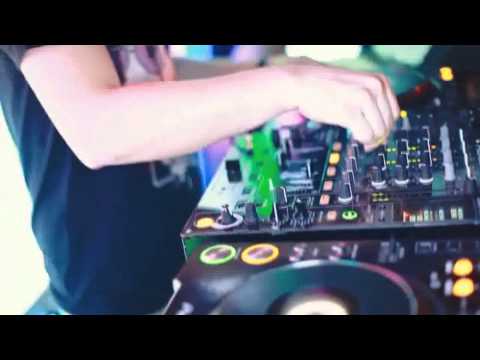 HEADPHONES AT NIGHT @ Annabelles Club Berlin ** 09.09.11