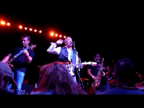 Bender-The Throne Theater-Wilmington, NC-9/4/16