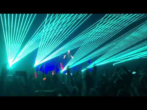 Armin Van Buuren - Magitek vs Piece of your Heart (mashup) - Dallas 2020