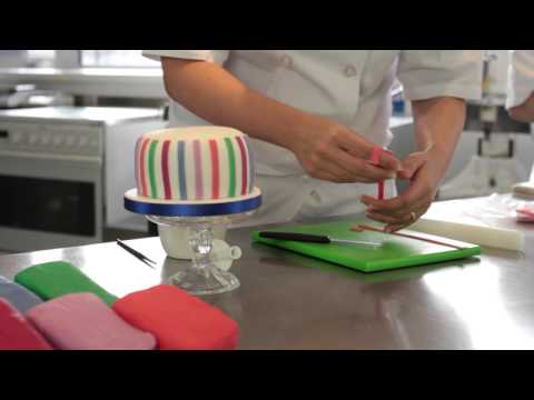 250g DARK BROWN Professional Fondant Icing - ready to roll sugarpaste 250g DARK BROWN Professional Fondant Icing - ready to roll sugarpaste