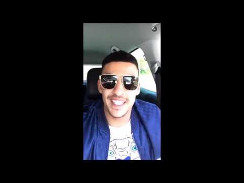 BOEF Wordt 2x Aangehouden Showt Brieven Geld