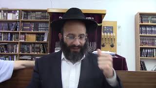 אל תדין את חברך עד שתגיע למקומו (הרב אלחנן משה נחמנסון) - התמונה מוצגת ישירות מתוך אתר האינטרנט יוטיוב. זכויות היוצרים בתמונה שייכות ליוצרה. קישור קרדיט למקור התוכן נמצא בתוך דף הסרטון