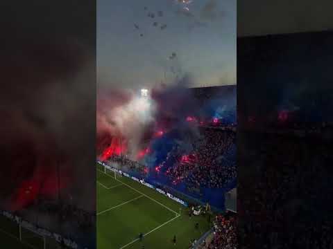 "Recibimiento de La Banda del Parque de Nacional hoy en el clásico vs Peñarol" Barra: La Banda del Parque &bull; Club: Nacional &bull; País: Uruguay