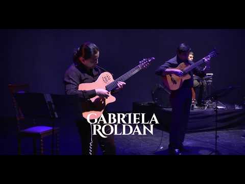 Río de camalotes - Gabriela Roldán