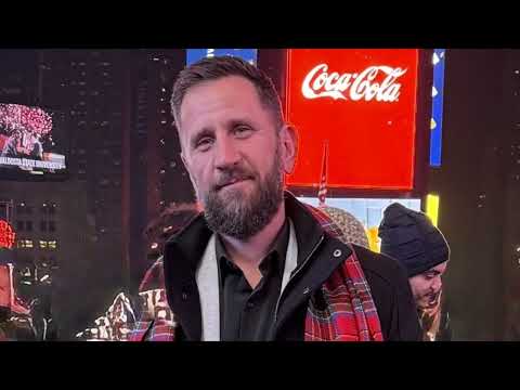 How a man says he fell for a travel scam while rebooking a United Airlines flight