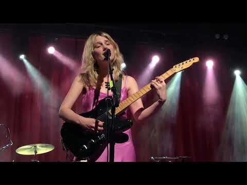 Wolf Alice – No Hard Feelings, Live at the Bourbon Theatre, Lincoln, NE (4/11/2022)