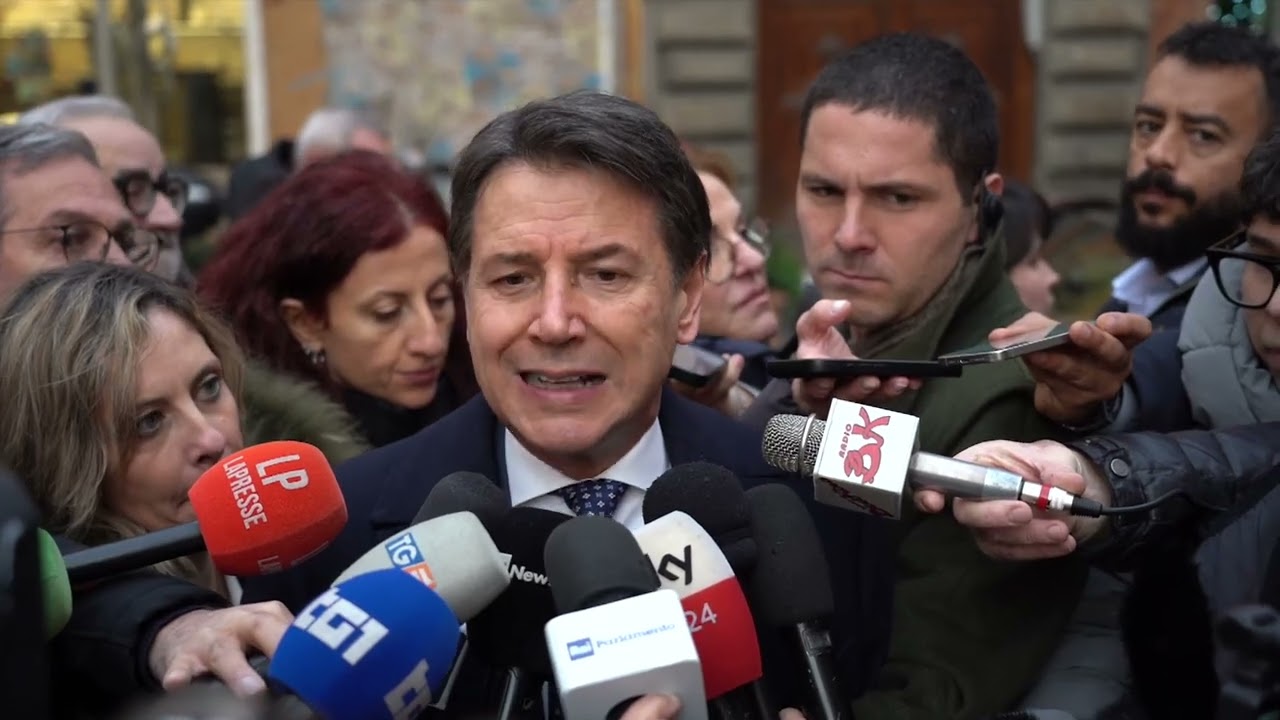 CONTE ATTACCA MELONI:"ABBIAMO SCOPERTO CHE IL LIMITE DEL DIRITTO INTERNAZIONALE LO STABILISCE TRUMP"