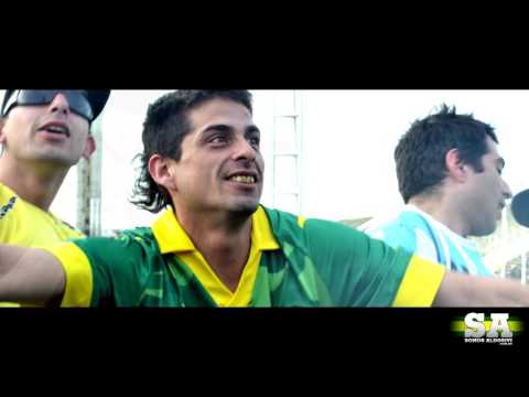 "Te recordaremos por siempre Maxi // Www.SomosAldosivi.Com.Ar" Barra: La Pesada del Puerto &bull; Club: Aldosivi