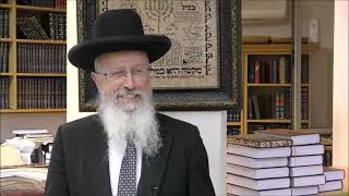 הרב הגאון אברהם יוסף שליט"א  כמה אנחנו צריכים להיות חכמים לאחוז באמונת חכמינו פרשת יתרו תשפ"ה (הערוץ של הרב אברהם יוסף) - התמונה מוצגת ישירות מתוך אתר האינטרנט יוטיוב. זכויות היוצרים בתמונה שייכות ליוצרה. קישור קרדיט למקור התוכן נמצא בתוך דף הסרטון