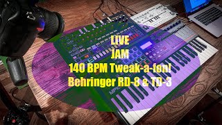 Live ACID Jam! - Behringer Rd-8 + Behringer TD-3 - Friday night Tweakafon! 4K