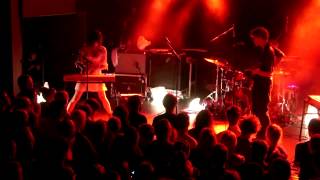Blonde Redhead Mind To Be Had Live