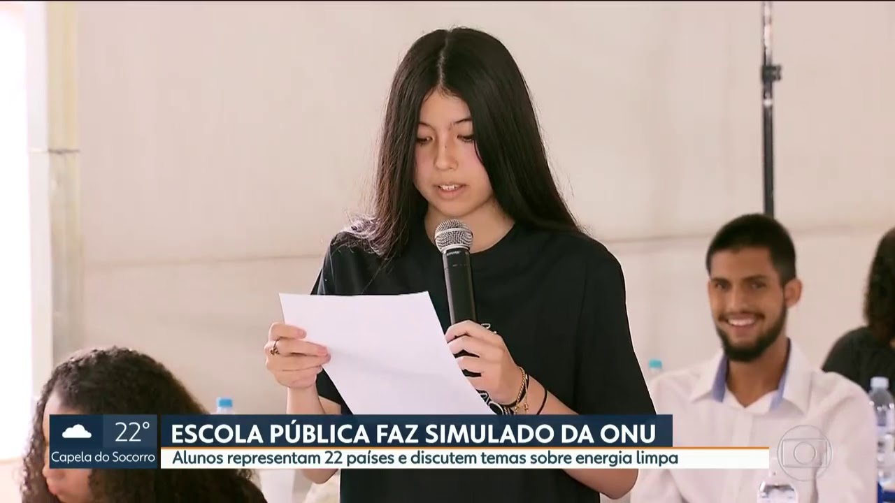 Escola pública de SP faz simulado da ONU