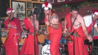 Orangu-Tones - Santa's Comin'