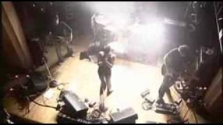 Holly McNarland - In The Air Tonight Live