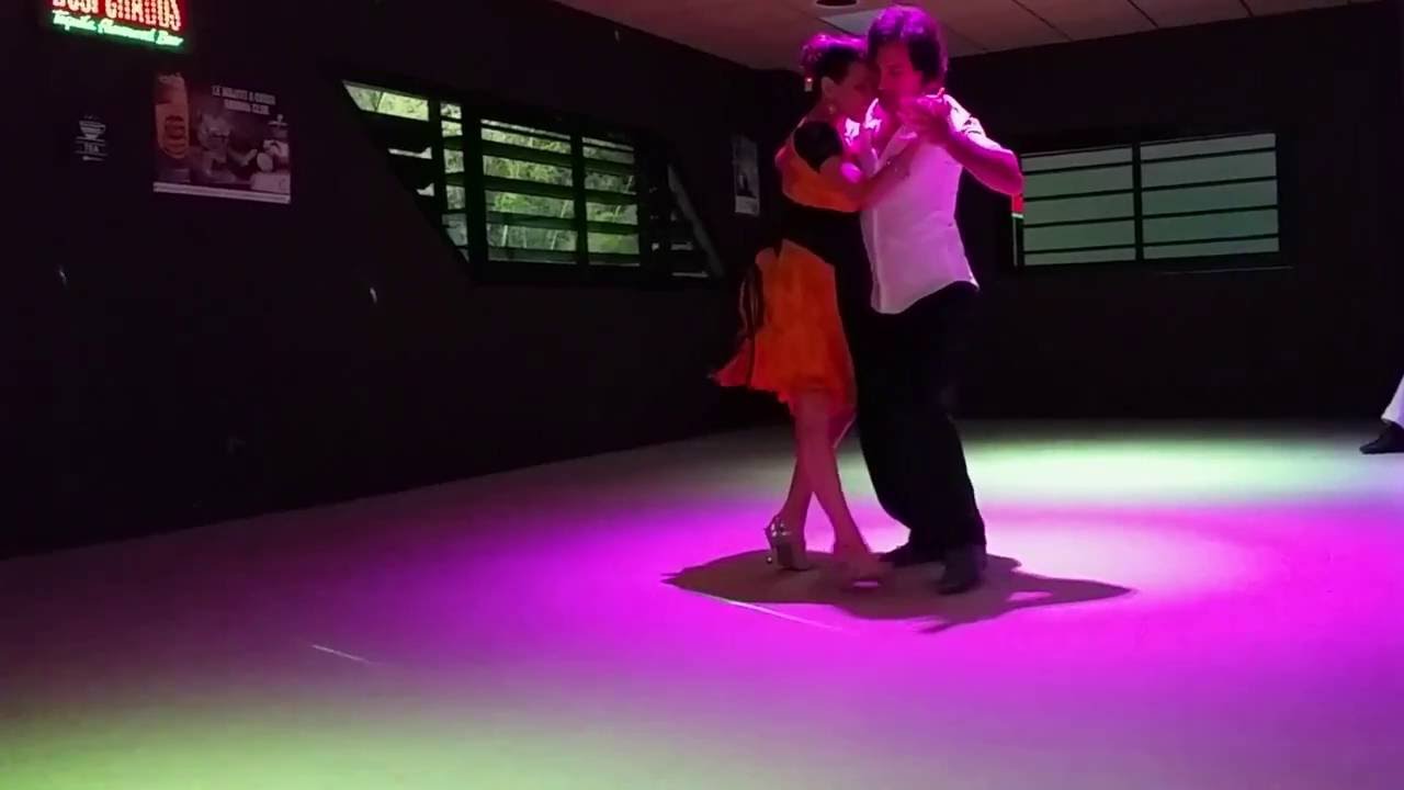 Tomas Corbalan & Yamila Ivonne. Marseille, Francia. Milonga del Barrio