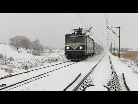 Tren IR1832 Cluj Napoca - Galati trece pe la CET Suceava cu 40-0528-2 - 07.02.2021