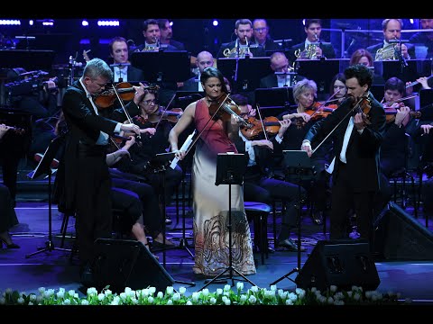Planet Laxeno (Neskončno) - 3 violins, Rok Golob, RTV Symphony Orchestra, SNG Opera LJ, ČaraliCe