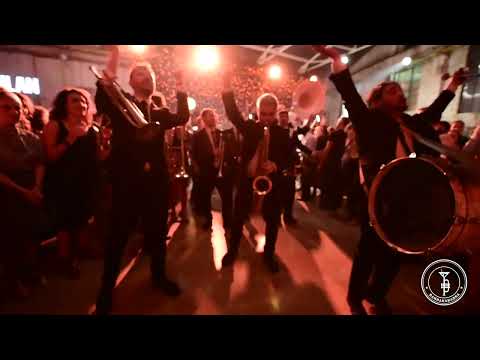 BANDAKADABRA - Dance!