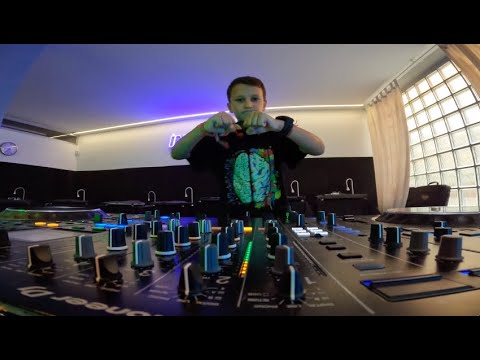 Set techno & hardtechno-Dj fino