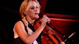 Court yard Hounds,  Awsome SKYLINE  , England , Nov 2 @Union Chapel