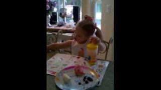 Boo singing Strawberry Shortcake 092711