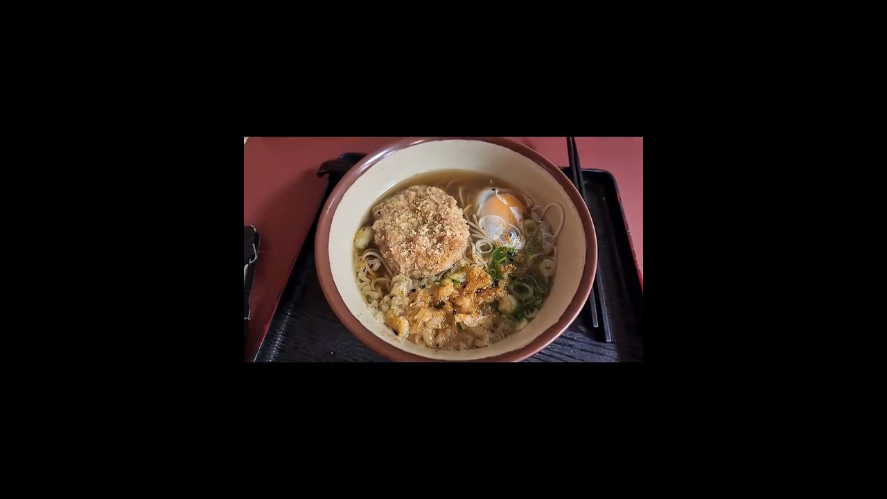 大阪【潮屋梅田店のコロッケそばはなぜ人気なのか？】【コロッケそば】【潮屋梅田店】【大阪グルメ】【カレーコロッケ】【立ち食いそば】#shorts