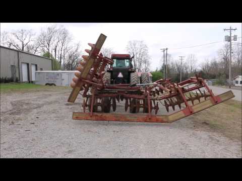 ONLINE ONLY ABSOLUTE AUCTION - Case IH 3950 Disc Harrow