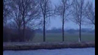 preview picture of video 'Arriva002 Leeuwarden-Groningen, bij Grijpskerk'