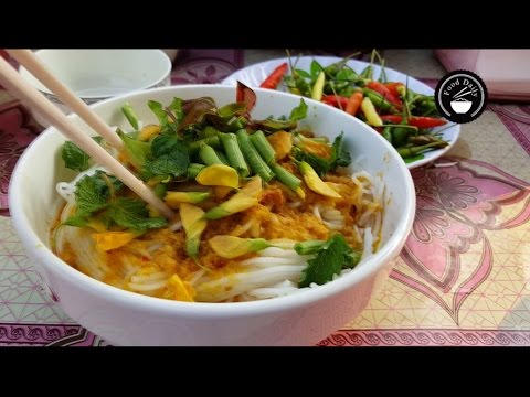 Food Daily/ Nom Banhjok/ Khmer Noodle/ Amazing street food/ Popular  in Cambodia