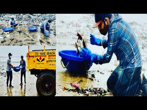 Randeep Hooda takes part in a clean-up drive at Versova beach
