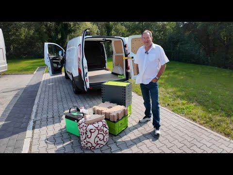 The 1,499 Euro motorhome built in 5 minutes. Bathroom, toilet, bed, storage space and sleeping