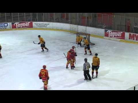 hokej: Topoľčany - Senica 20.12.2011