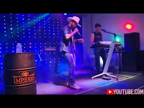 Izardo  Elias  No  Império  Hall  Em  Caratinga  MG  - Fungadão