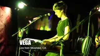 VEGA-Recorded Live at Los Globos " HEROES ANTAGONICOS"