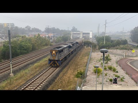 3 Trains passing Leumeah
