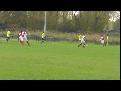 30 okt 2016 VSC 1 - UVV 1 com 1-2 Redding keeper VSC op kopbal van Younes