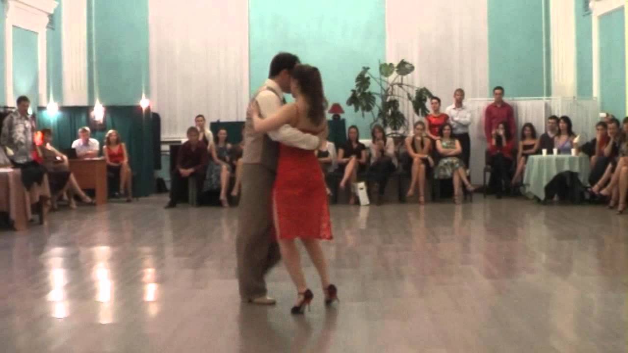 Mario De Camillis y Bárbara Wainwrightю Russia. Milonga