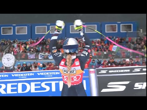 Lindsey Vonn Podiums in Italy🇮🇹Just Weeks Before Italian Olympics | Tarvisio Downhill