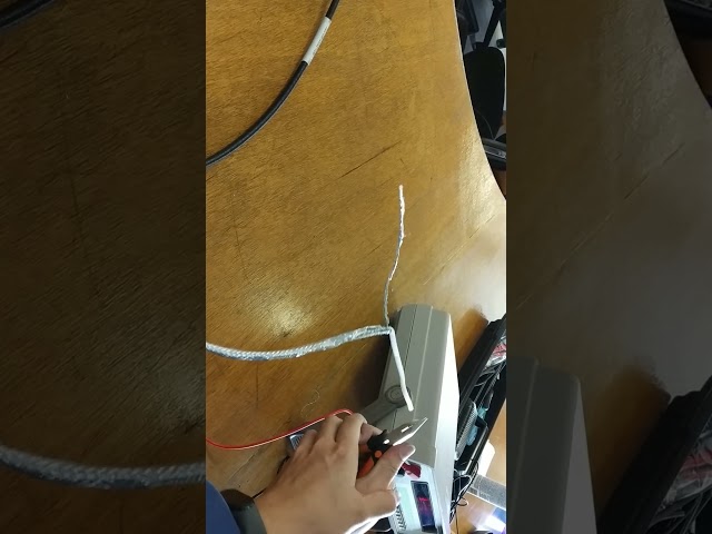 Vídeo relacionado con MOLERRI Antena Periódica Logarítmica HT6 de 0,6 A 10 GHz, Antena de Radiogoniometría, Analizador de Espectro, Análisis de Señales y Posicionamiento