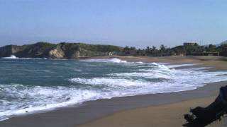 preview picture of video 'Faro de Bucerias, playa fantasma, por la mañana'